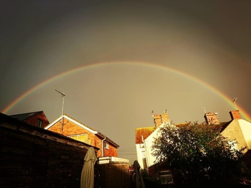 Worth getting wet for #rainbow #rain #storm #thunder #lightning #nature #weatherhttps://www.instag