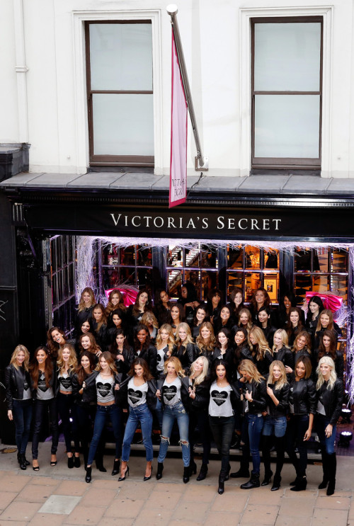 The Victoria&rsquo;s Secret Models attend the 2014 Victoria&rsquo;s Secret Fashion Show - Bo