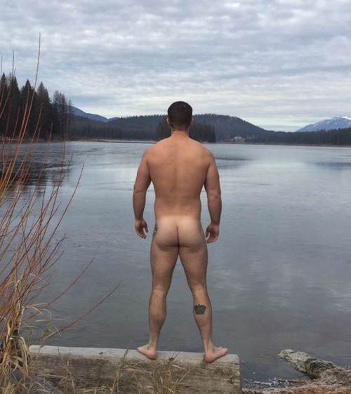 circumcentral:  australianbamboo: Simon Dunn - Australian Bobsledder   Simon Dunn 