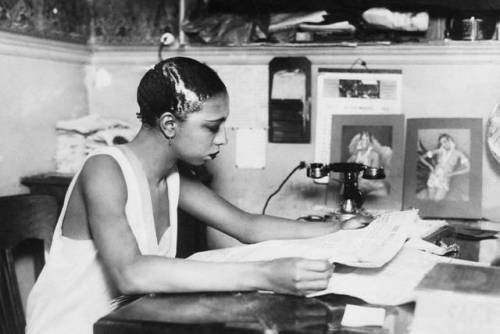 Cute girl of the day is Josephine Baker!