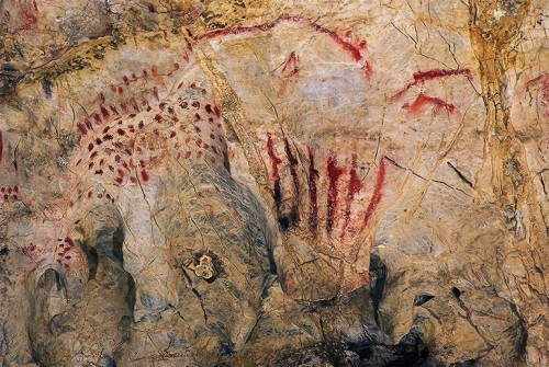 The Elephant In LoveThe El Pindal cave is located in Asturias, Spain and contains about 20 paleolith