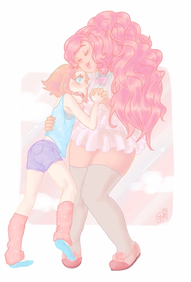 appleuniversing:  Rose and Pearl for yuriwolf! 