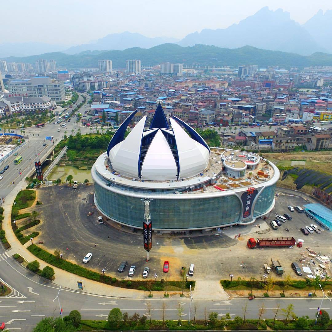 cctvnews:  A huge steel #lotus is about to bloom in Zhangjiajie city, central China’s