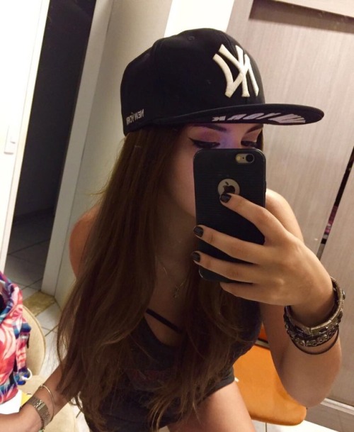 http://streetgrl.tumblr.com/post/161432048192
