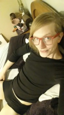 queenfreija:  Seriously, my bulge is super cute. 