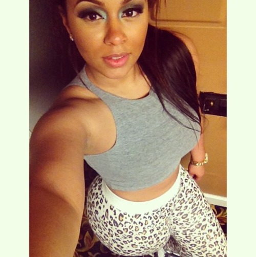 therealleaah:  mannypakbeloud:  Winny Munoz❤  XIV