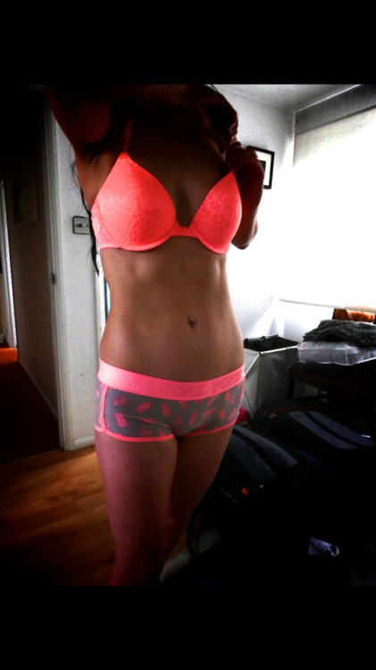 missymoo78:  What do we think of the new boy shorts set?