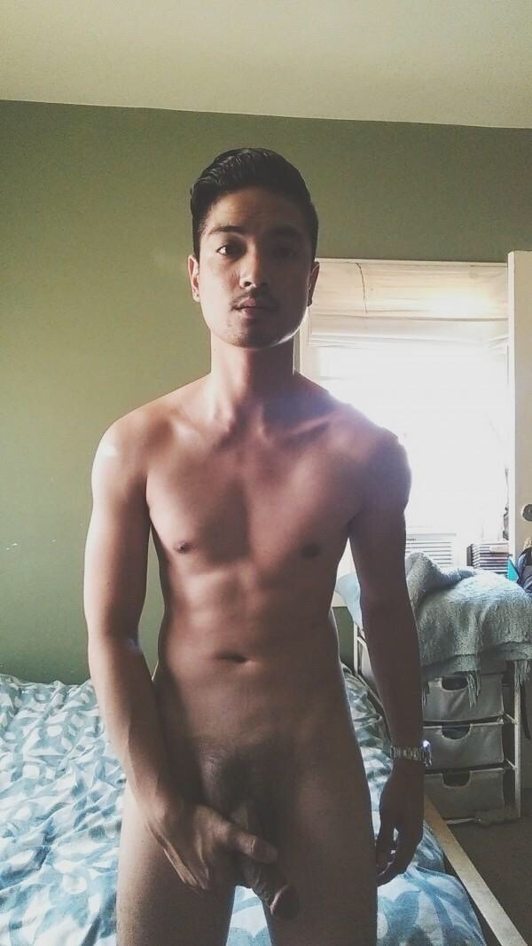 zackzafriel:  puteramart: henson71:  Great position  Mantap  nice!