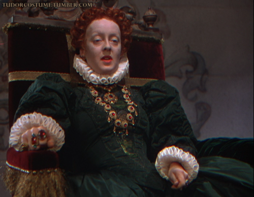 Elizabeth I’s Green Gown (The Private Lives of Elizabeth and Essex, 1939)