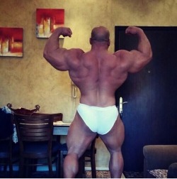 Big Ramy at 352 lbs. Now that is a god damned physique goal, realistic or not.