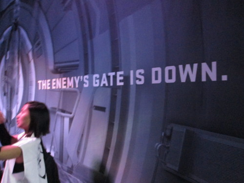 princesstump:pics from the ender’s game tent outside of sdcc!!! it was really neat and i got a littl