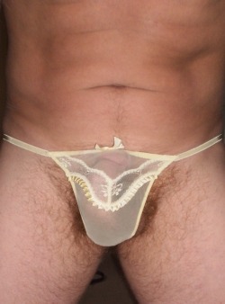 sohard69:  Sheer yellow, these have such a good pouch, I can wear them comfortably all day