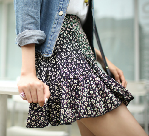 floral skirt