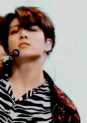 Bangtan Gif Battle With @jinsbts @nochuie @joonie @geniuslab @hoshees @dearbangtansonyeondan @sugawithluv