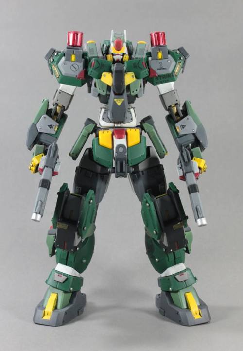 gunjap:  GNG-0001-Strike Buster + GN Striker: STRIKER BUSTER HEAVY Type Custom. Work by KunPaw. Photoreview No.46 Big Size Imageshttp://www.gunjap.net/site/?p=243990