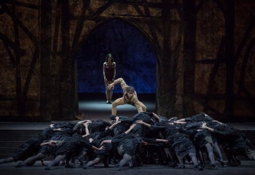 Stéphane Bullion & Alice RenavandNotre Dame de Paris, Roland Petit @ Paris Opera Ballet © Ann Ra