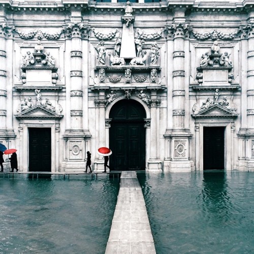 archatlas: #hightidesoclock Marco GaggioA small sampling of the images of Venice you will find on&nb