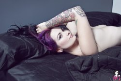 sglovexxx:  Fernanda Suicide