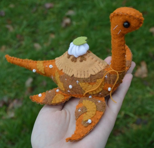 sosuperawesome: Dessert Dinosaurs Peaches N Plushies on Etsy