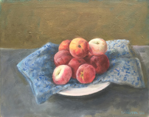 Peaches on blue cloth    -   Wil KroonDutch,b.1947-Oil on canvas, 40 x 50 cm.