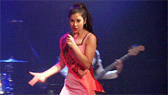 iheartmarinadiamandis:  Spinning Marina. 