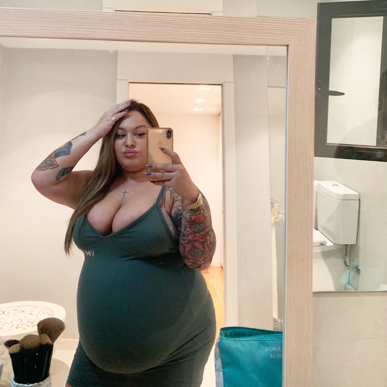 biggirlsarecuter:  carmenlafox: Hello Cuties!!! 💖💖💖 If you are going to