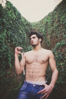 handsomemales:  shlomi vahaba by gal itzhak 