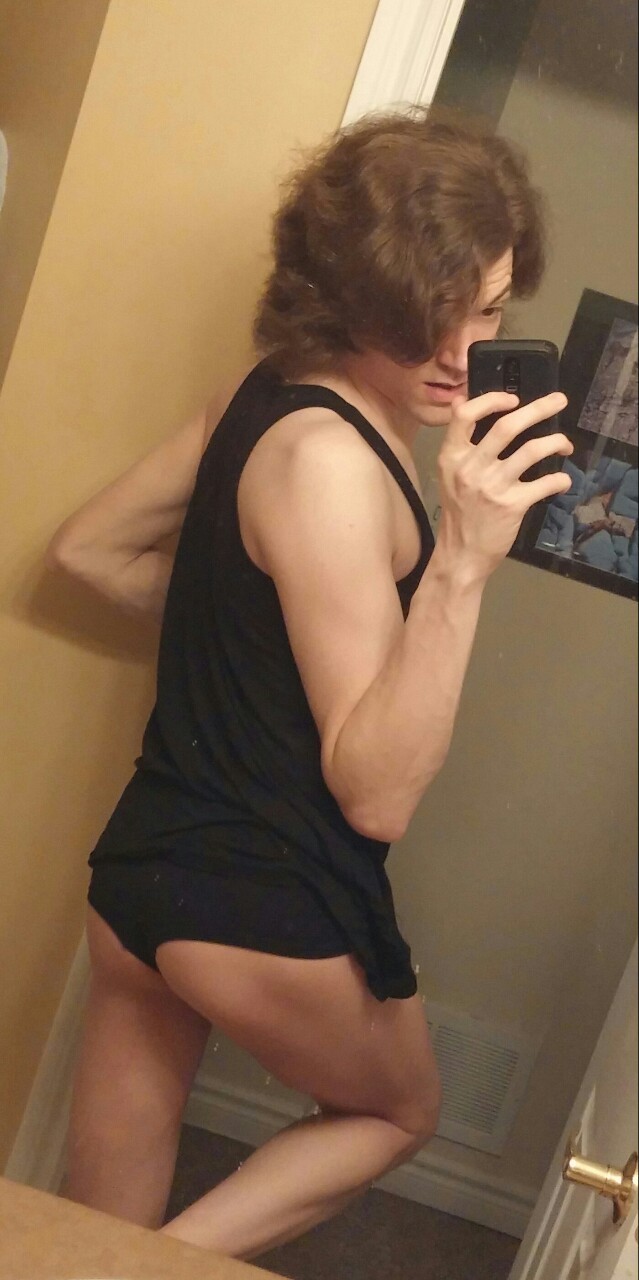 loverofcds:  victoriababycd:  Put this on to wear to bed and I got distracted…