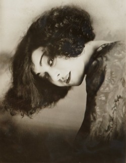 darkescapism:  Alla Nazimova (1879 - 1945)
