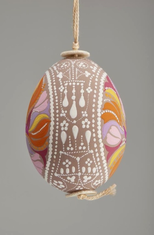 Èva Witz, Easter Egg, 1979-2003. Hungary. Via Museum of Applied Arts, Budapest