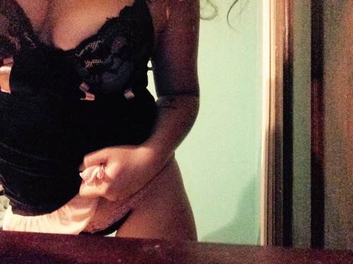 misskendrraa: Just a little something. To keep you going through the night ;)