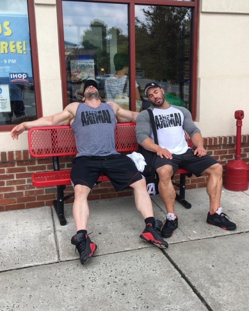 caesarwv: the-dapper-executive: Deep Sleep The two bodybuilders just left the gym when a small, olde