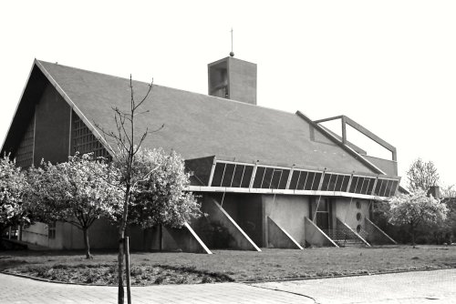 Pius-X-Kerk (1960) in Eindhoven, the Netherlands, by Theo Boosten. Demolished in 1992.