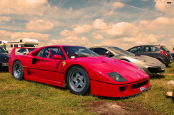 carpr0n:  Starring: Ferrari F40 and McLaren