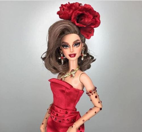 liliana-von-k: Barbies repainted by Mark Jonathan as RuPaul’s Drag Race queens: Sharon Needles