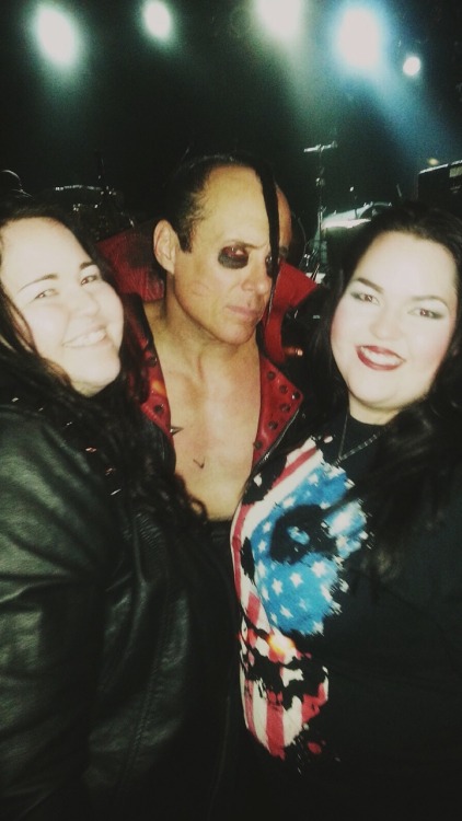 Had a great time tonight at the Misfits show! I was thrilled to meet Jerry Only and look! You can se