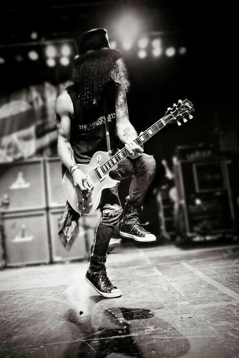 XXX slash-mygod:  Slash. photo