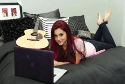 hot-celebrity-feet:  Ariana Grande Soles