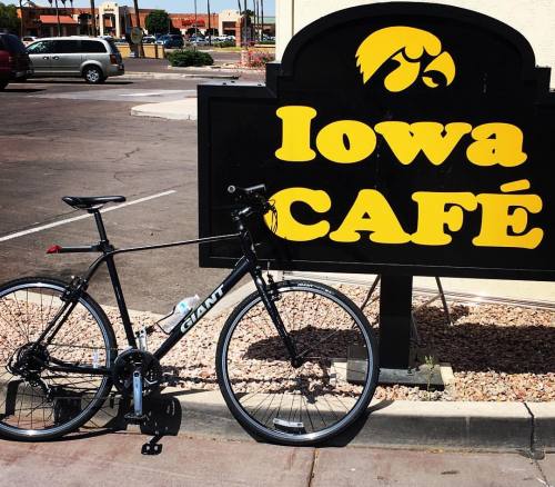 azspicycycler: First meal of the day at Iowa Cafe. #iowacafe #breakfast #hawkeyes (at Iowa Cafe)