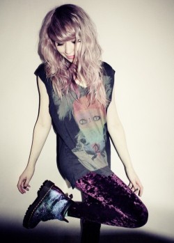 oh-sweet&ndash;insanity:  edgy, girl, grunge, hipster - inspiring picture on Favim.com on @weheartit.com - http://whrt.it/WbMxUb