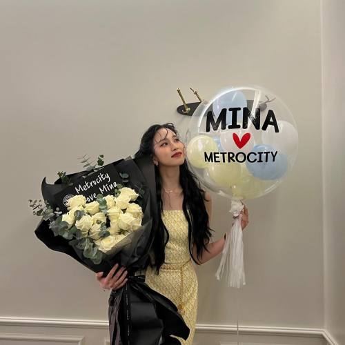 twicetagram: #광고 #미나Thank you Metrocity♥3월 25일 오늘 저녁 10시, 메트로시티의 22SS 패션쇼를 함께해요♡@metroci