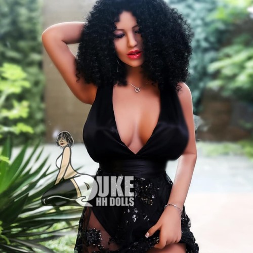 New 5'6 doll  www.dukehhdolls.com Check out the five foot six Barbara doll on sale at www.dukehhdolls.com #hugetitties #bigbreast #sexdolls #lovedoll #sextoy #adulttoys #adultart #smackthatassbaby #twerkthatass#adultart  #bootylicious #booty #thickness