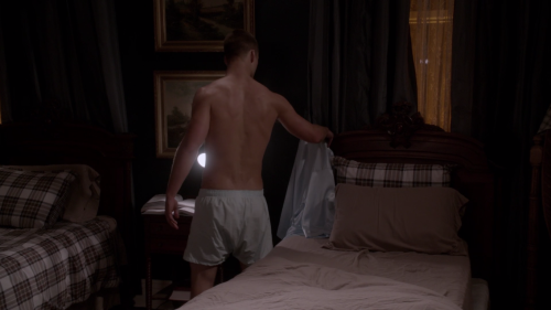 XXX celebundiedrawer:  Glen Powell in Boxers photo