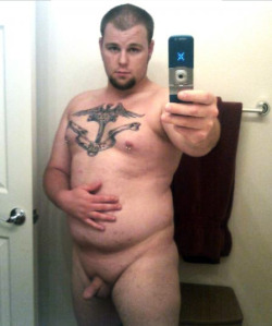 cutecubs:  chubsandchubs:  Darren.  Cute chunky boy. Just don’t shave 