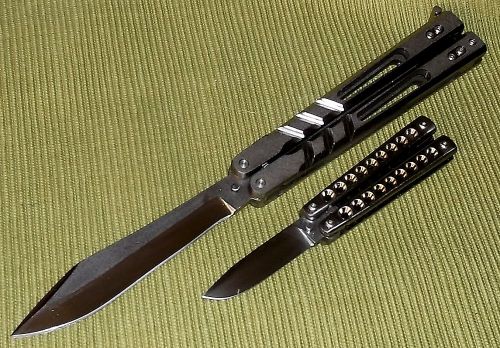 knifepics: Balisong (Butterfly Knife)