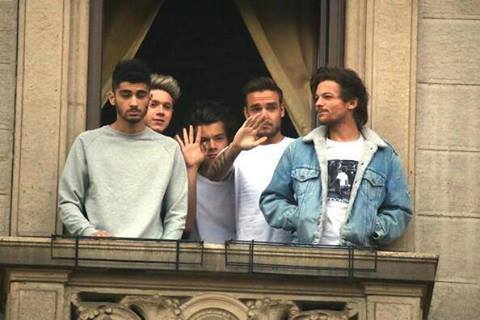 One direction in italia :D