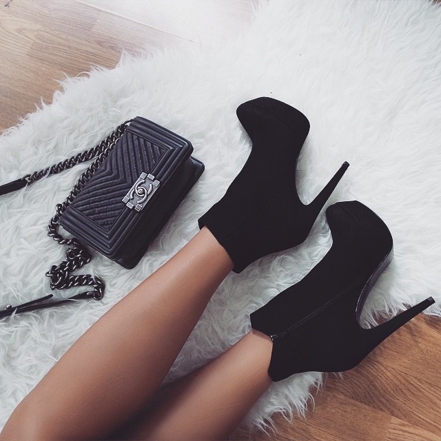 lustt-and-luxury:  http://lustt-and-luxury.com