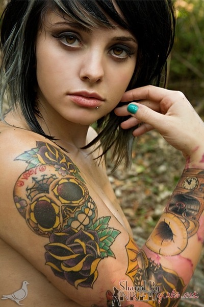 gorg-babes:  the hottest inked ones —&gt; http://gorg-babes.tumblr.com #inked