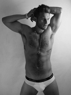 XXX efremkingston:Nico Tortorella: Axilas Nico photo