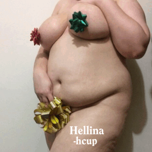 hellina-hcup:  Merry Christmas and Happy Holidays!Here’s something a little extra